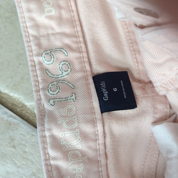 Girls gap pink Bermuda shorts size 6 and black size 6x capri - Picture 3 of 9